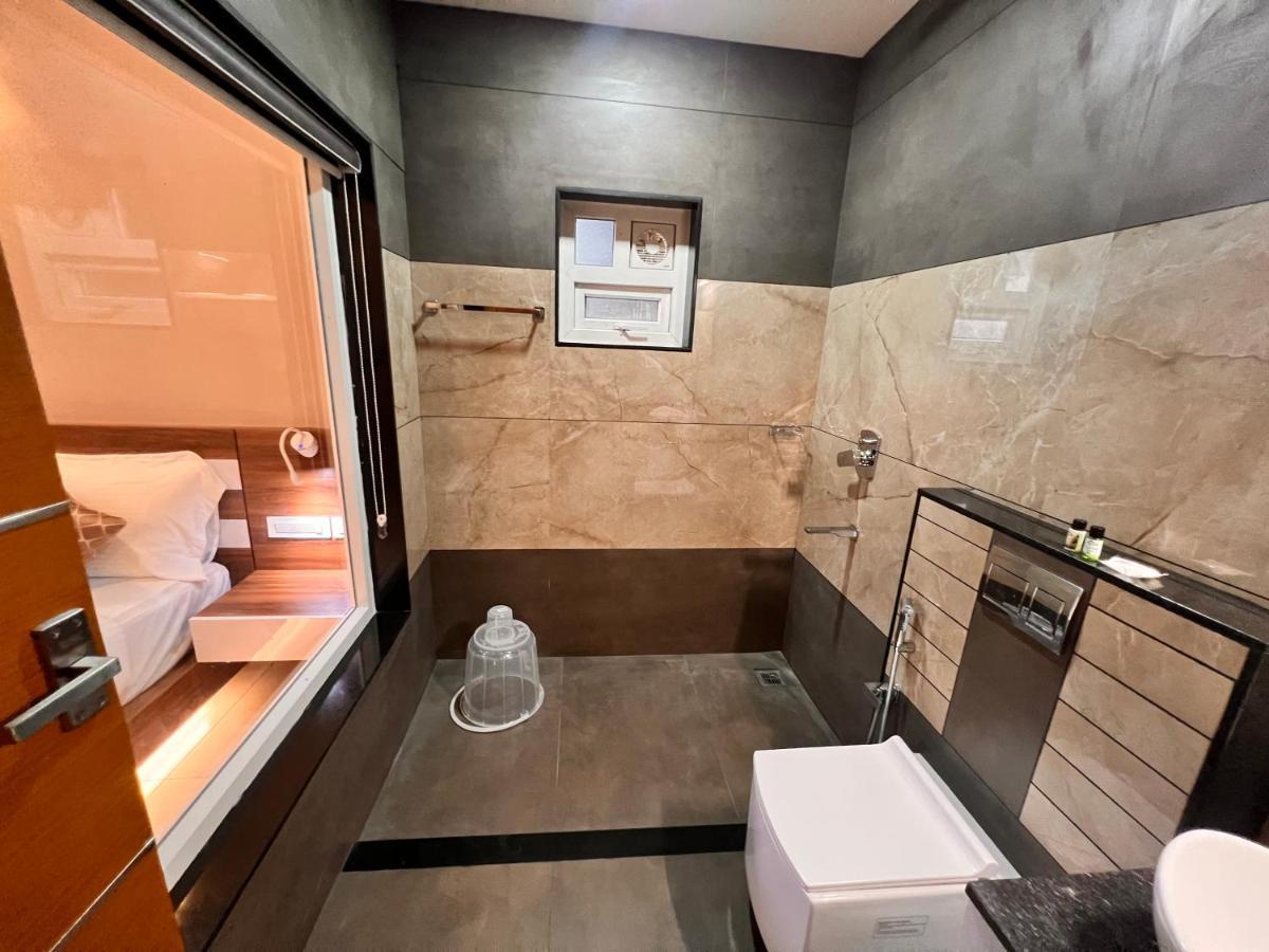 Blue Peaks Holiday Home Мунар Екстериор снимка