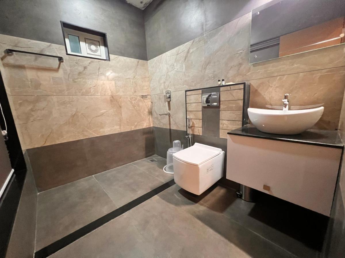 Blue Peaks Holiday Home Мунар Екстериор снимка